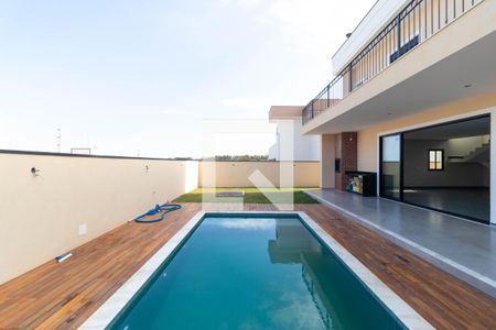 Casa de condomínio à venda com 252m², 3 quartos e 4 vagasPiscina