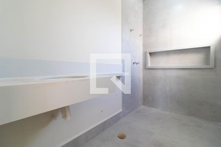 Casa de condomínio à venda com 252m², 3 quartos e 4 vagasBanheiro da Suíte 03