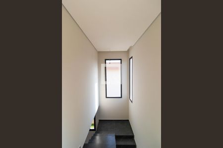 Casa de condomínio à venda com 252m², 3 quartos e 4 vagasHall