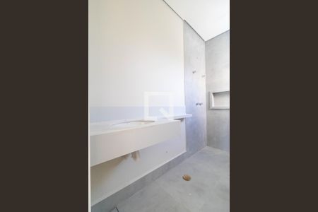 Casa de condomínio à venda com 252m², 3 quartos e 4 vagasBanheiro da Suíte 03