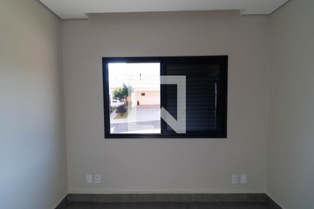 Casa de condomínio à venda com 252m², 3 quartos e 4 vagasEscritório