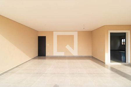 Casa de condomínio à venda com 252m², 3 quartos e 4 vagasGaragem