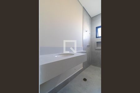 Casa de condomínio à venda com 252m², 3 quartos e 4 vagasBanheiro da Suíte 02