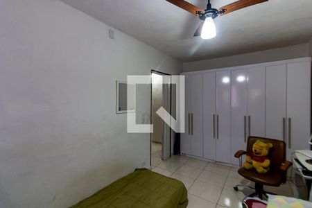Casa à venda com 240m², 3 quartos e 2 vagasEdícula