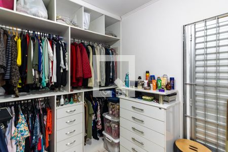 Casa à venda com 240m², 3 quartos e 2 vagasQuarto 1