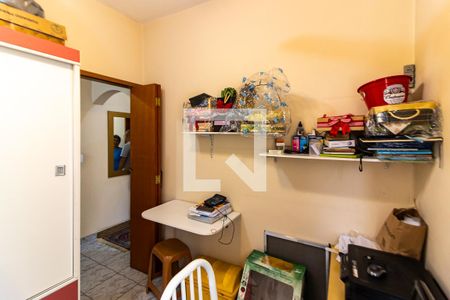 Casa à venda com 240m², 3 quartos e 2 vagasQuarto 3