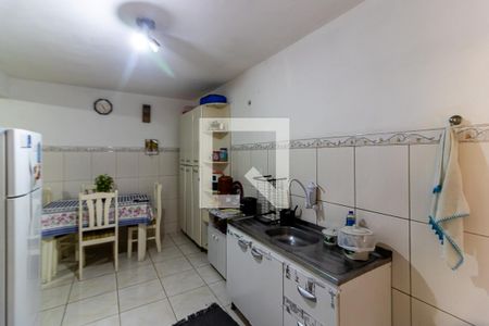 Casa à venda com 240m², 3 quartos e 2 vagasEdícula