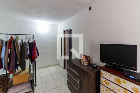 Casa à venda com 240m², 3 quartos e 2 vagasEdícula