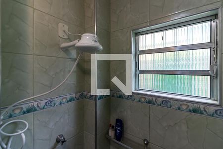 Casa à venda com 240m², 3 quartos e 2 vagasBanheiro 2