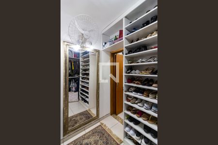 Casa à venda com 240m², 3 quartos e 2 vagasQuarto 1