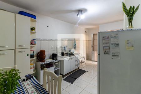 Casa à venda com 240m², 3 quartos e 2 vagasEdícula