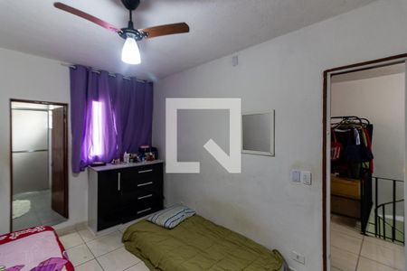 Casa à venda com 240m², 3 quartos e 2 vagasEdícula