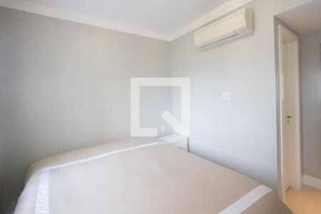 Suíte de apartamento para alugar com 2 quartos, 102m² em Várzea de Baixo, São Paulo