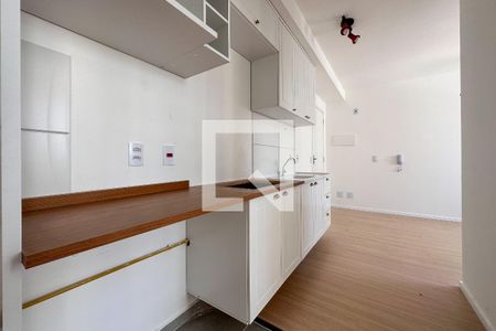 Apartamento à venda com 34m², 2 quartos e sem vaga Apartamento à venda com 34m², 2 quartos e sem vagaCozinha e Área de Serviço