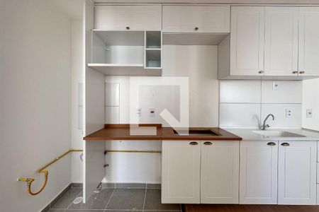 Apartamento à venda com 34m², 2 quartos e sem vaga Apartamento à venda com 34m², 2 quartos e sem vagaCozinha e Área de Serviço