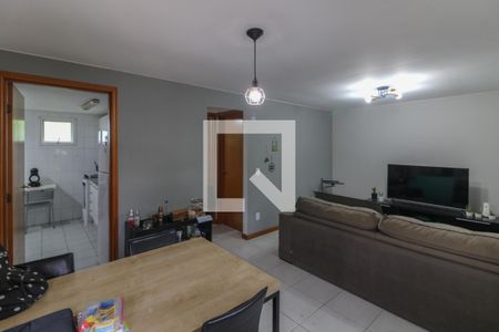 Sala de casa de condomínio à venda com 2 quartos, 64m² em Vargem Pequena, Rio de Janeiro