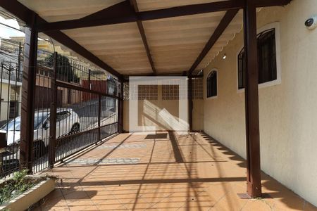 Área Externa de casa à venda com 3 quartos, 550m² em Jardim Peri, São Paulo