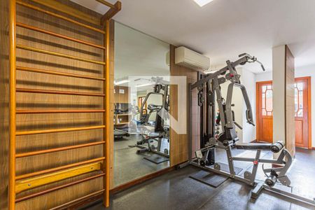 Apartamento à venda com 196m², 3 quartos e 2 vagasAcademia