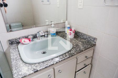 Apartamento à venda com 196m², 3 quartos e 2 vagasBanheiro Suíte 2