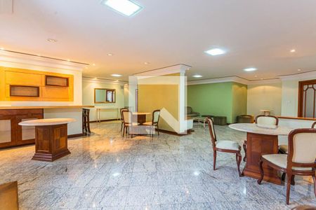 Apartamento à venda com 196m², 3 quartos e 2 vagasSalão de Festas