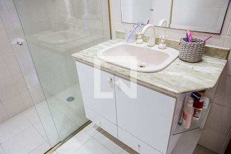 Apartamento à venda com 196m², 3 quartos e 2 vagasBanheiro da Suíte 3