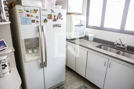 Apartamento à venda com 196m², 3 quartos e 2 vagasCozinha