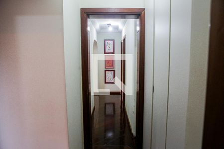Apartamento à venda com 196m², 3 quartos e 2 vagasCorredor