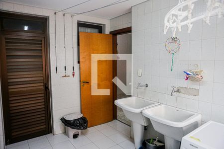 Apartamento à venda com 196m², 3 quartos e 2 vagasÁrea de Serviço