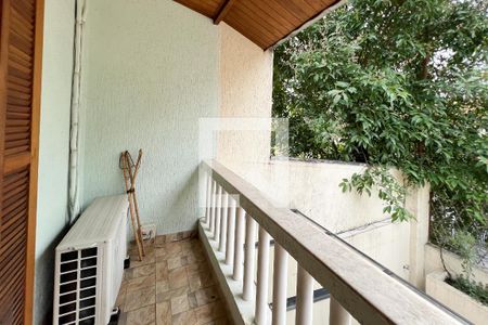 Casa para alugar com 230m², 3 quartos e 1 vagaSacada