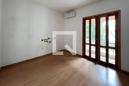 Casa para alugar com 230m², 3 quartos e 1 vagaSuíte 