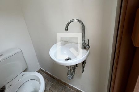 Casa para alugar com 230m², 3 quartos e 1 vagaBanheiro de Serviço