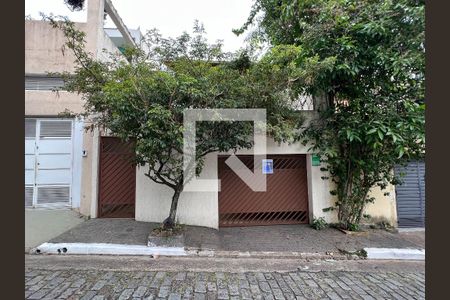 Casa para alugar com 230m², 3 quartos e 1 vagaFachada