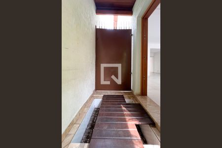 Casa para alugar com 230m², 3 quartos e 1 vagaHall