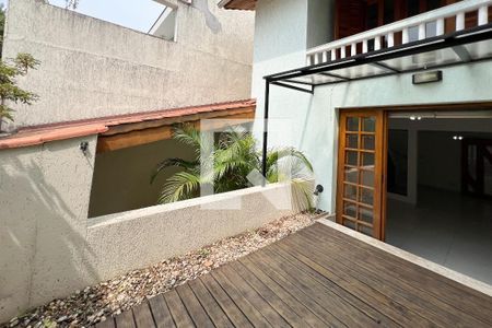 Varanda de casa à venda com 3 quartos, 230m² em Indianópolis, São Paulo