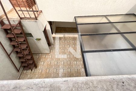 Casa para alugar com 230m², 3 quartos e 1 vagaVista