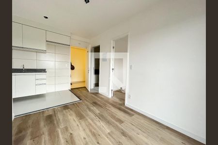 Sala/Cozinha de apartamento à venda com 2 quartos, 40m² em Vila Campestre, São Paulo