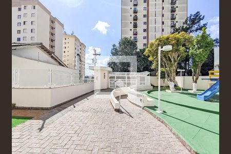 Apartamento à venda com 77m², 3 quartos e 2 vagasEntrada