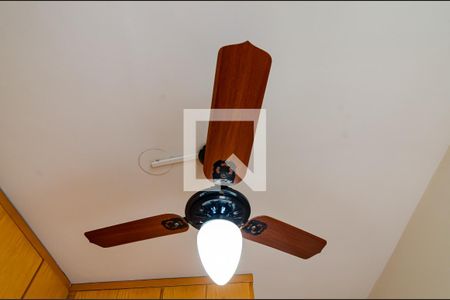 Apartamento à venda com 77m², 3 quartos e 2 vagasSuíte