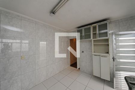 Casa à venda com 120m², 2 quartos e 2 vagasCozinha