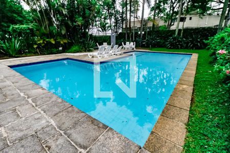 Apartamento à venda com 211m², 4 quartos e 3 vagasÁrea comum - Piscina