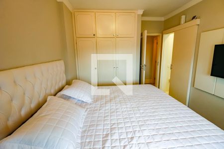 Apartamento à venda com 211m², 4 quartos e 3 vagasSuíte 1 - armários