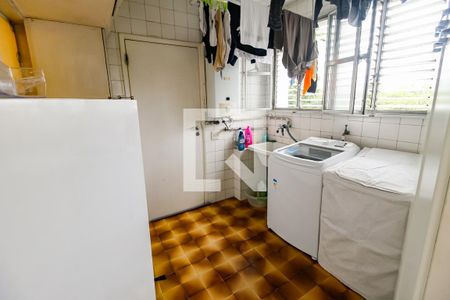 Apartamento à venda com 211m², 4 quartos e 3 vagasDetalhe da area de serviço