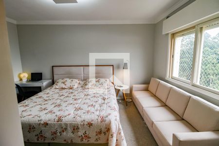 Apartamento à venda com 211m², 4 quartos e 3 vagasSuíte 2