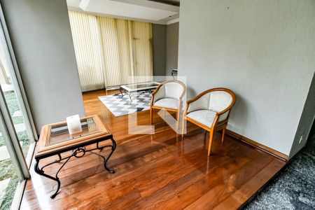 Apartamento à venda com 211m², 4 quartos e 3 vagasHall de entrada
