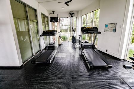 Apartamento à venda com 211m², 4 quartos e 3 vagasÁrea comum - Academia