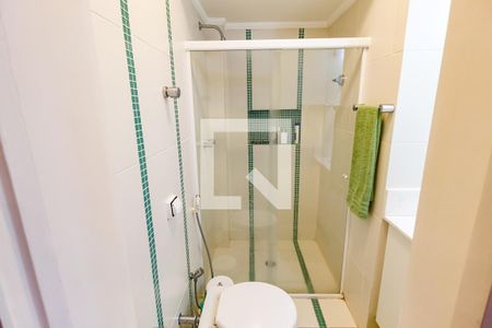 Apartamento à venda com 211m², 4 quartos e 3 vagasBanheiro da Suíte 1