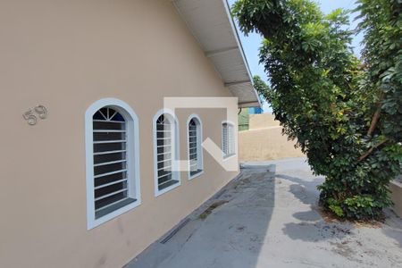 Casa para alugar com 200m², 4 quartos e 4 vagasQuintal