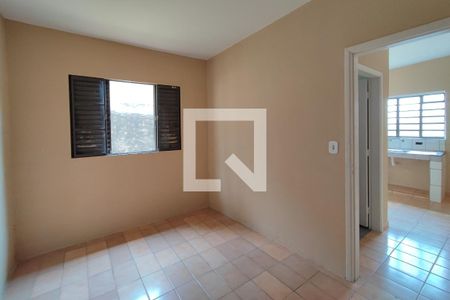 Casa para alugar com 200m², 4 quartos e 4 vagasEdícula - Quarto