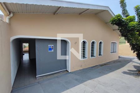 Casa para alugar com 200m², 4 quartos e 4 vagasQuintal - Garagem