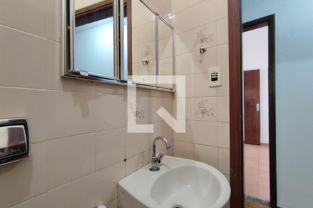 Casa para alugar com 200m², 4 quartos e 4 vagasBanheiro Social